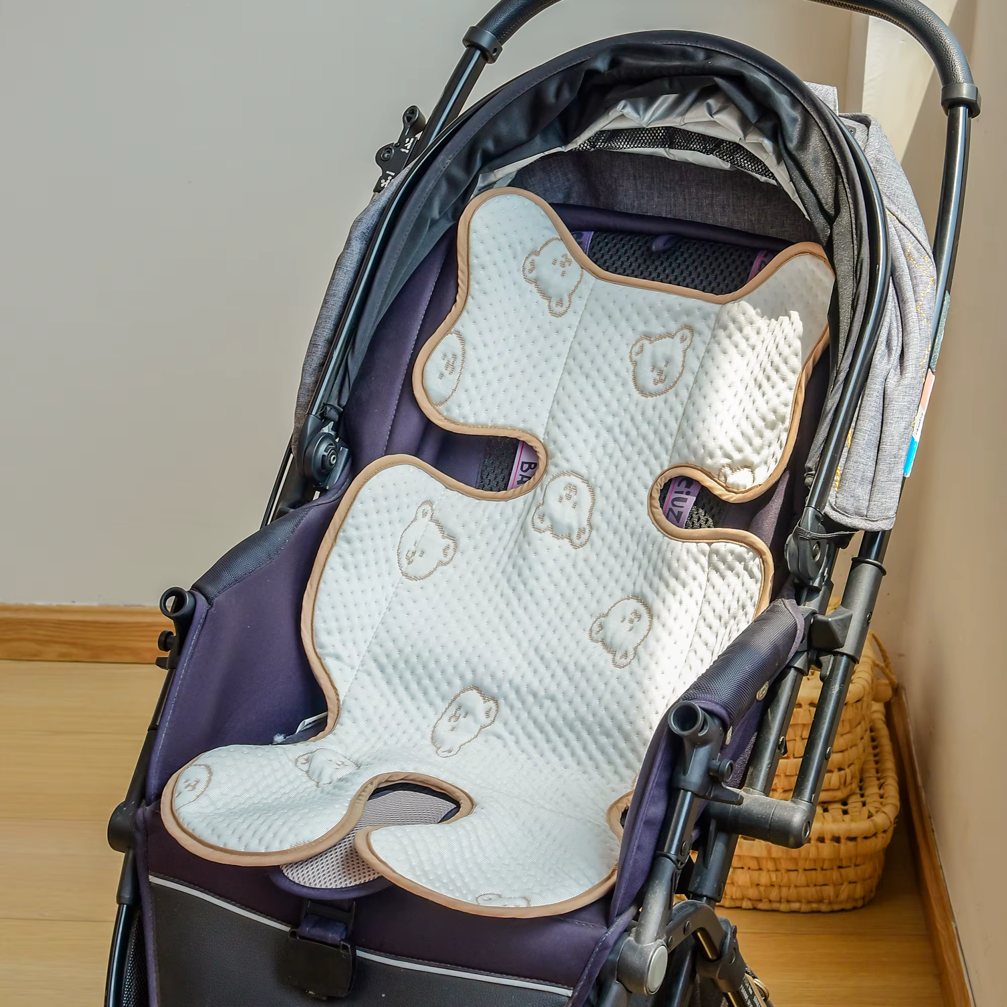 Coussin de Siège Respirant pour Poussette de Bébé, Respirant, en Soie Glacée, pour la Marche