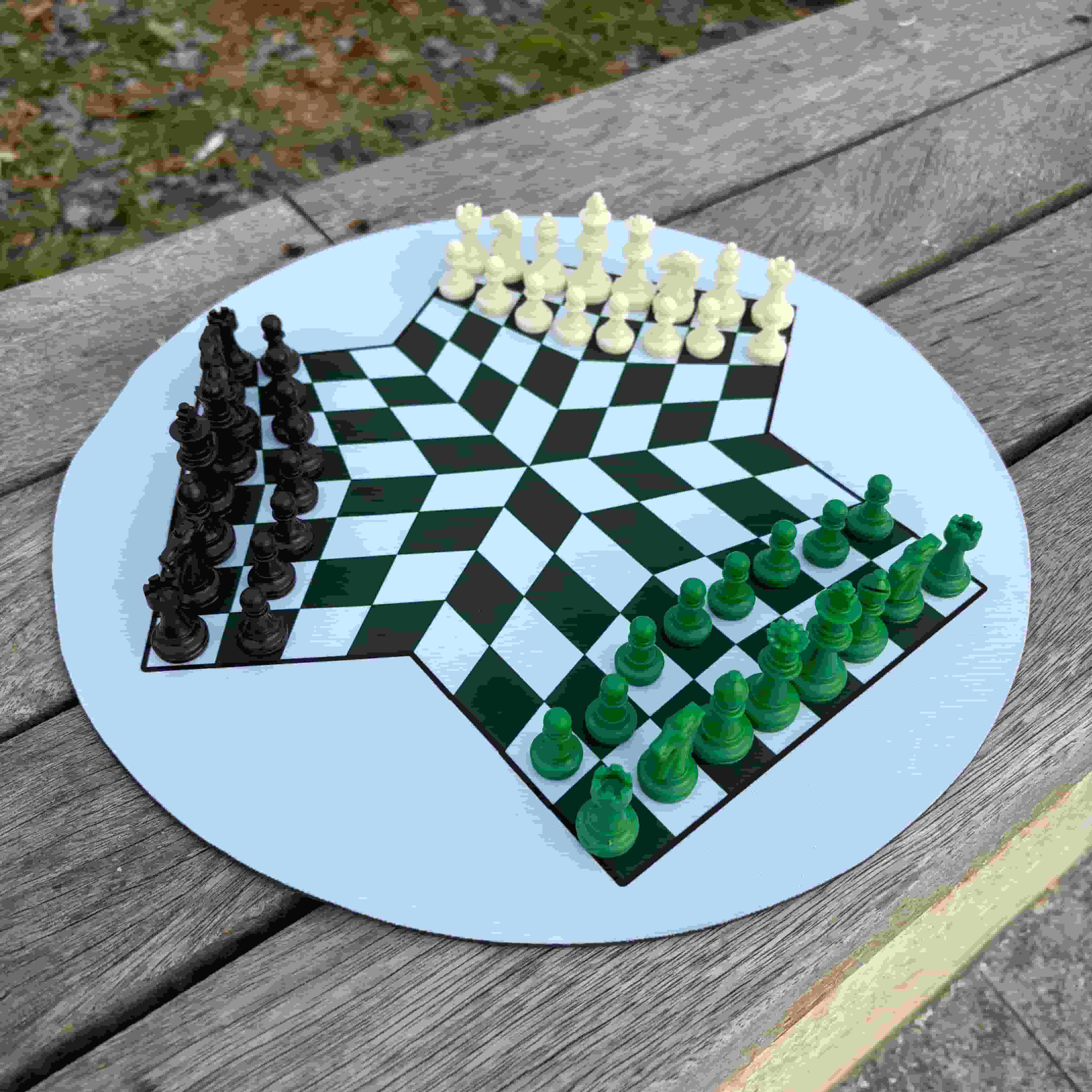 Jeu d'échecs pour 3-4 joueurs, comprenant un tapis d'échecs de 35 cm/13,78 pouces et 48/64 pièces d'