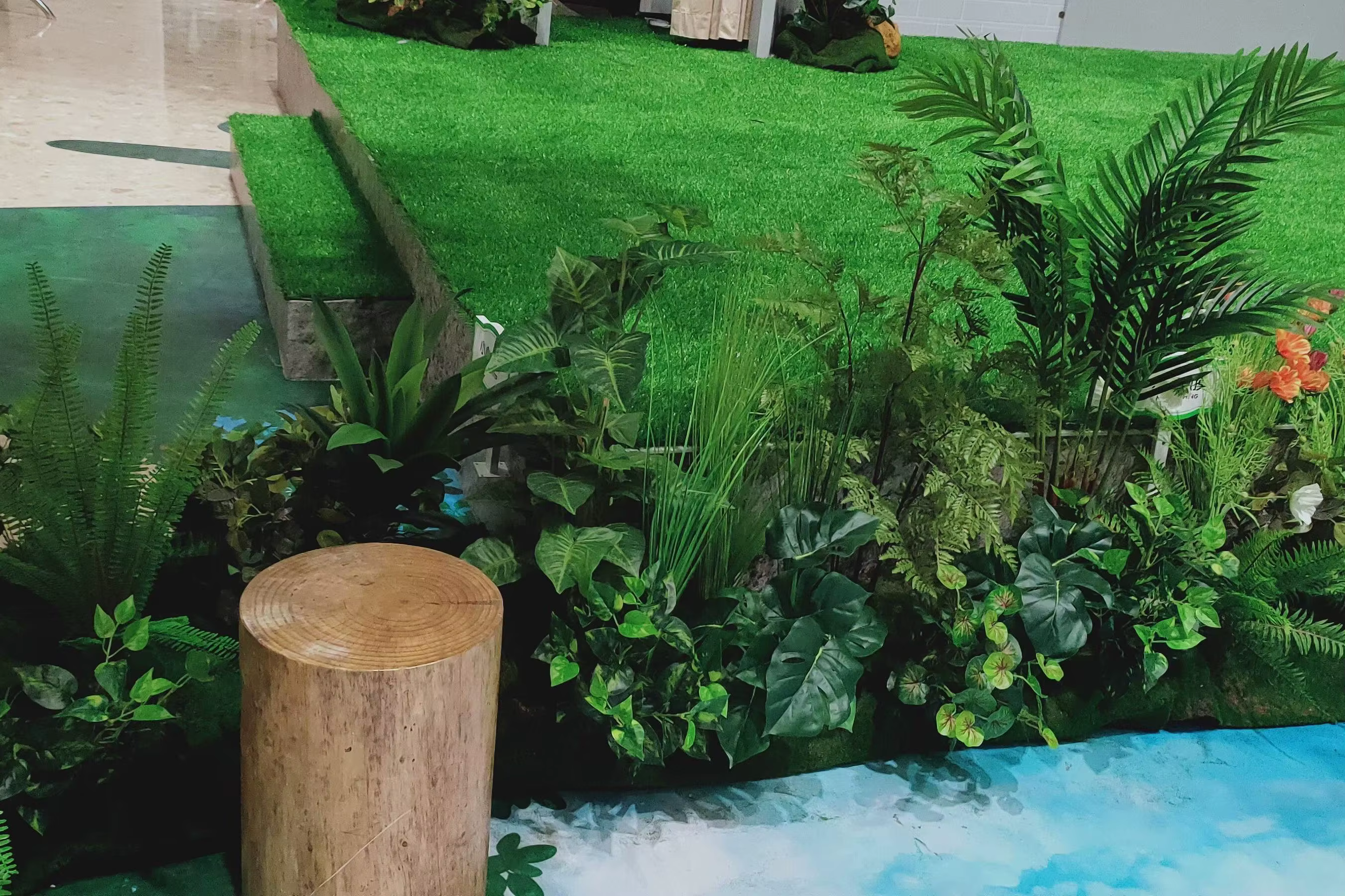 Simulation de plante verte, combinaison d'aménagement paysager, décoration d'espace de fenêtre intér