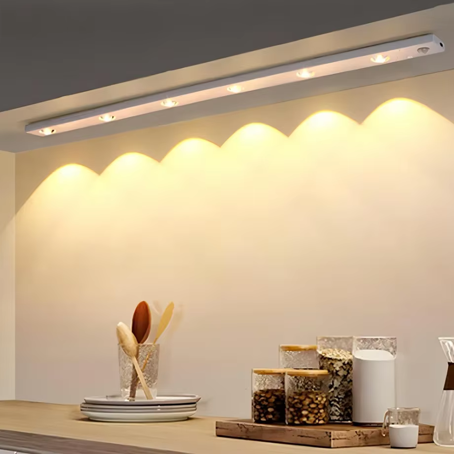 Lampe LED sous-meuble de cuisine, capteur de mouvement Rechargeable, adaptée à la décoration de plac