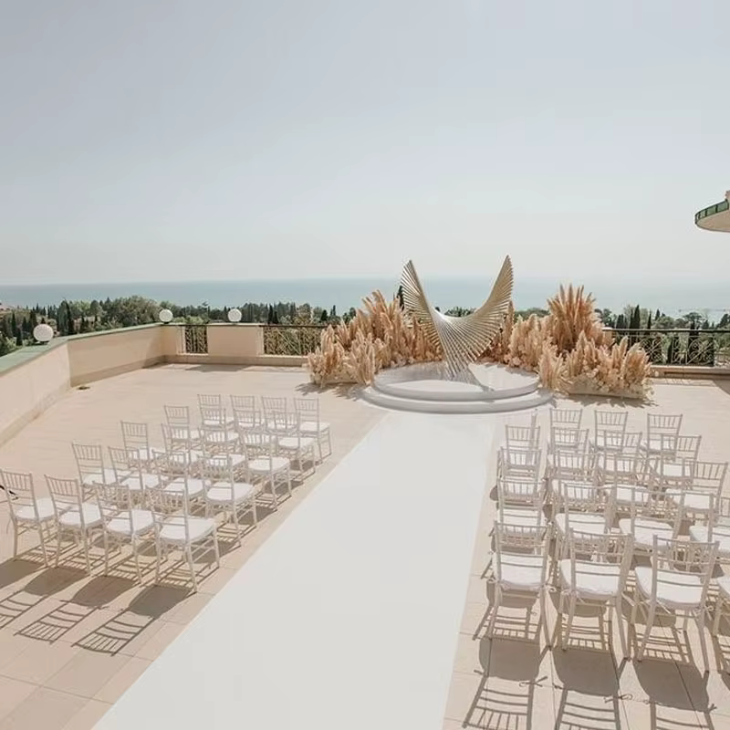 Tapis blanc personnalisé pour allée de mariage