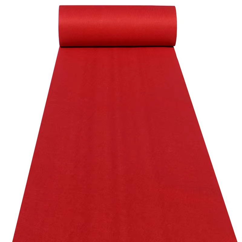 Tapis rouge pour décoration d'allée de mariage