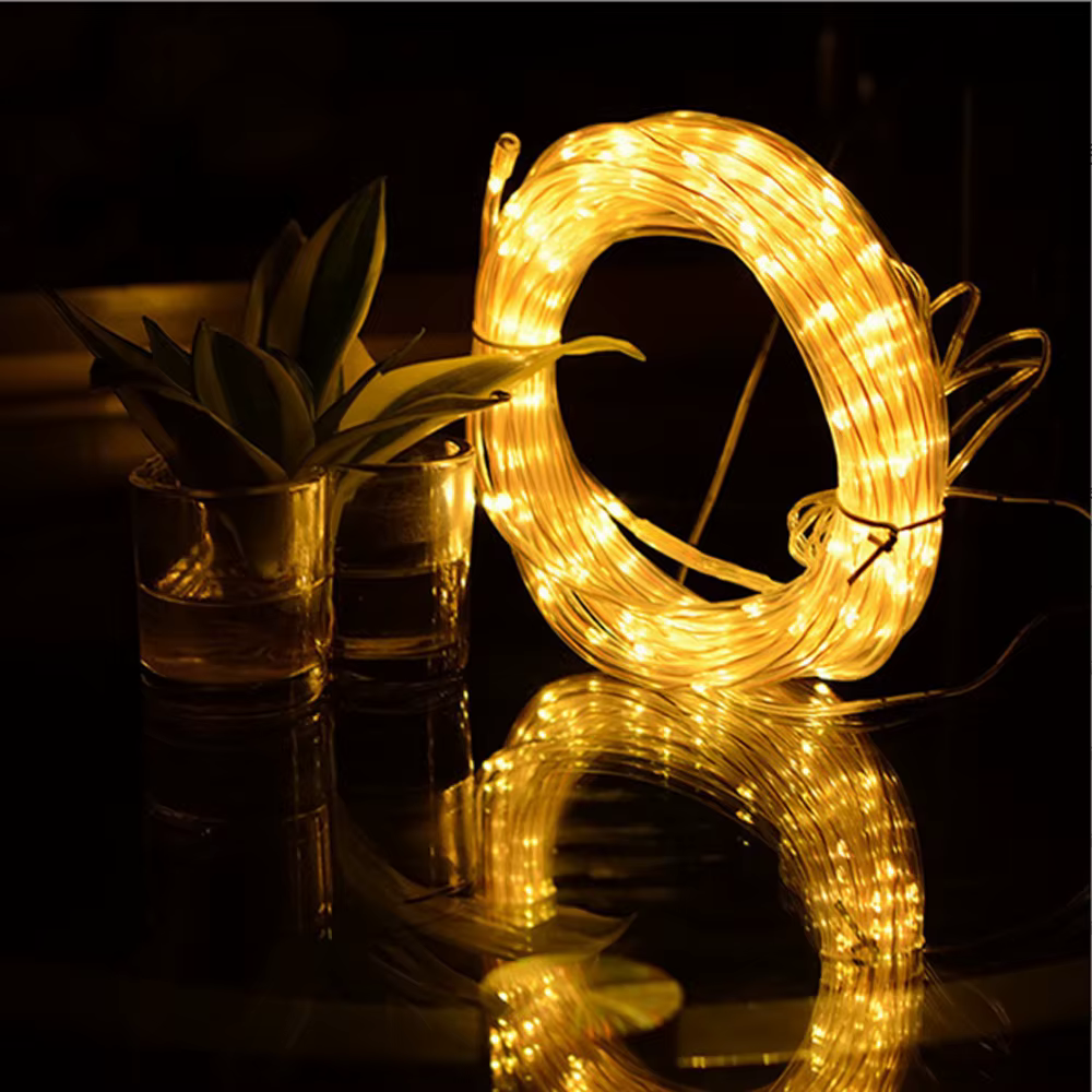 Lumières de tube de LED à énergie solaire, guirlandes lumineuses de jardin imperméables extérieures, lumières de décoration d'ambiance de noël de cour de balcon
