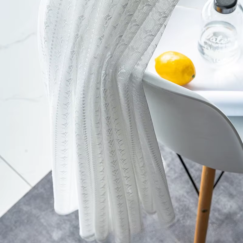 Rideaux transparents pour fenêtre blanche Simple