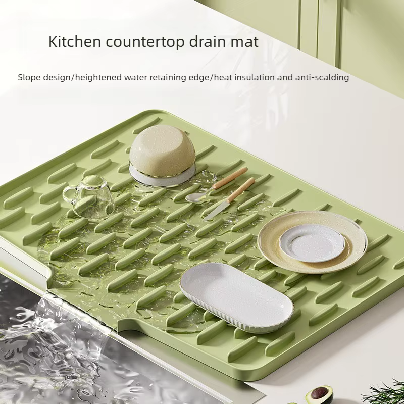Tapis de séchage en silicone pour évier de cuisine avec pente de drainage pour vaisselle