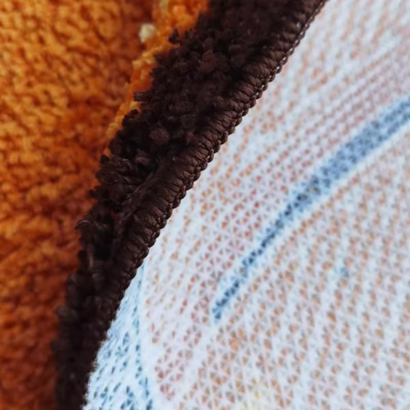 VIKAMA – tapis en forme de Croissant