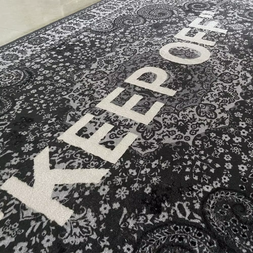 Tapis Paisley inspiré de Virgil Abloh « KEEP OFF » à motif noir et blanc