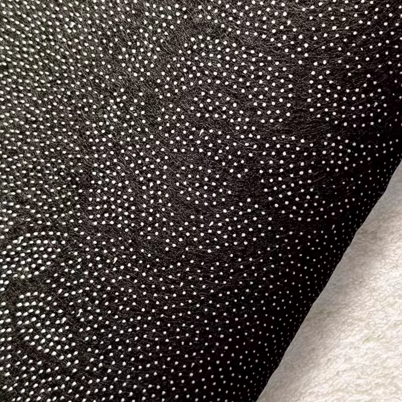 Tapis en peluche épais de forme irrégulière pour la décoration de chambre à coucher