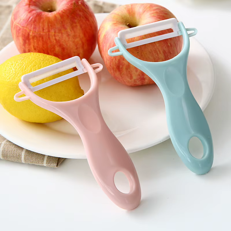 Éplucheur de fruits en céramique
