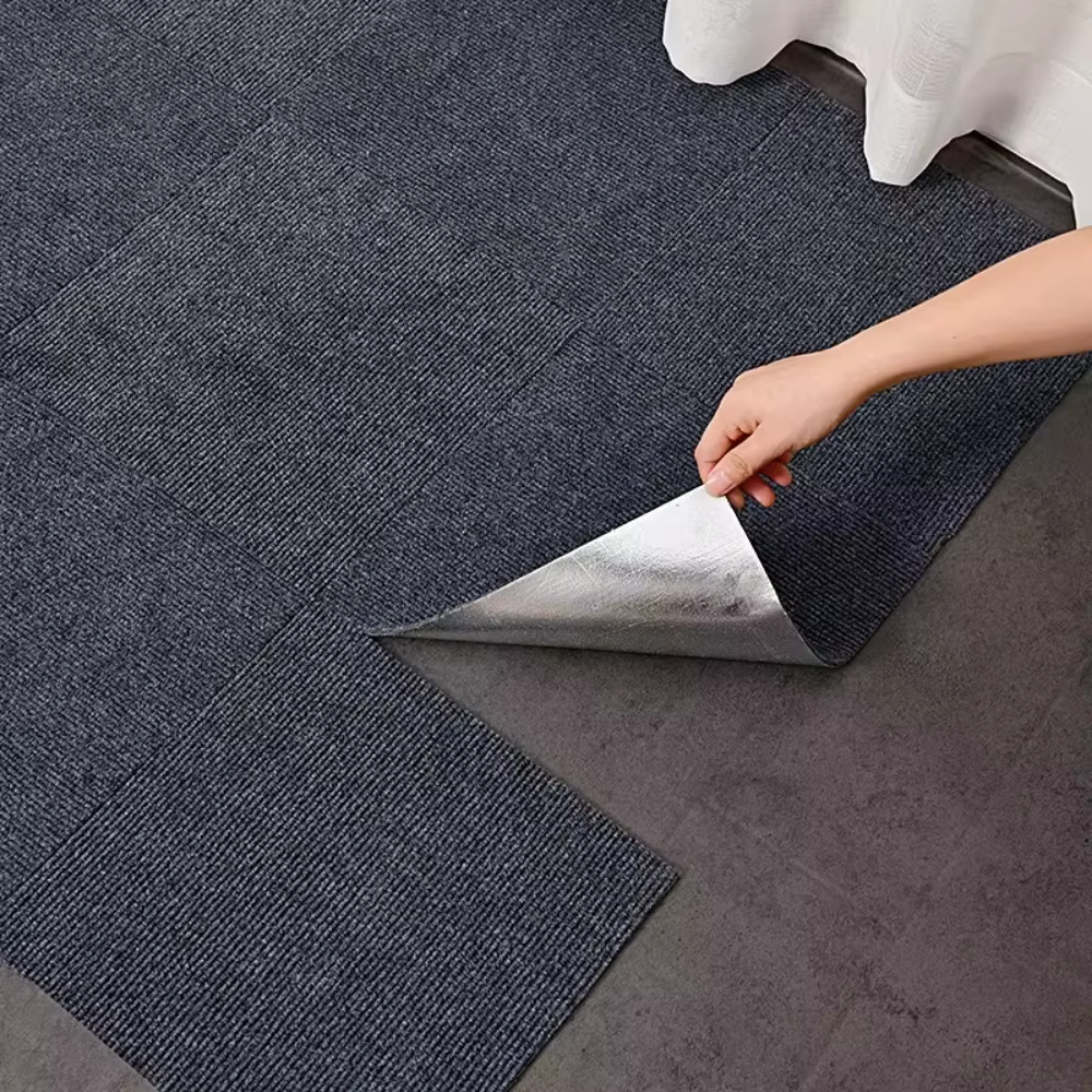 Dalles de moquette autocollantes antidérapantes 40x40cm – Tapis de sol souple à peler et coller