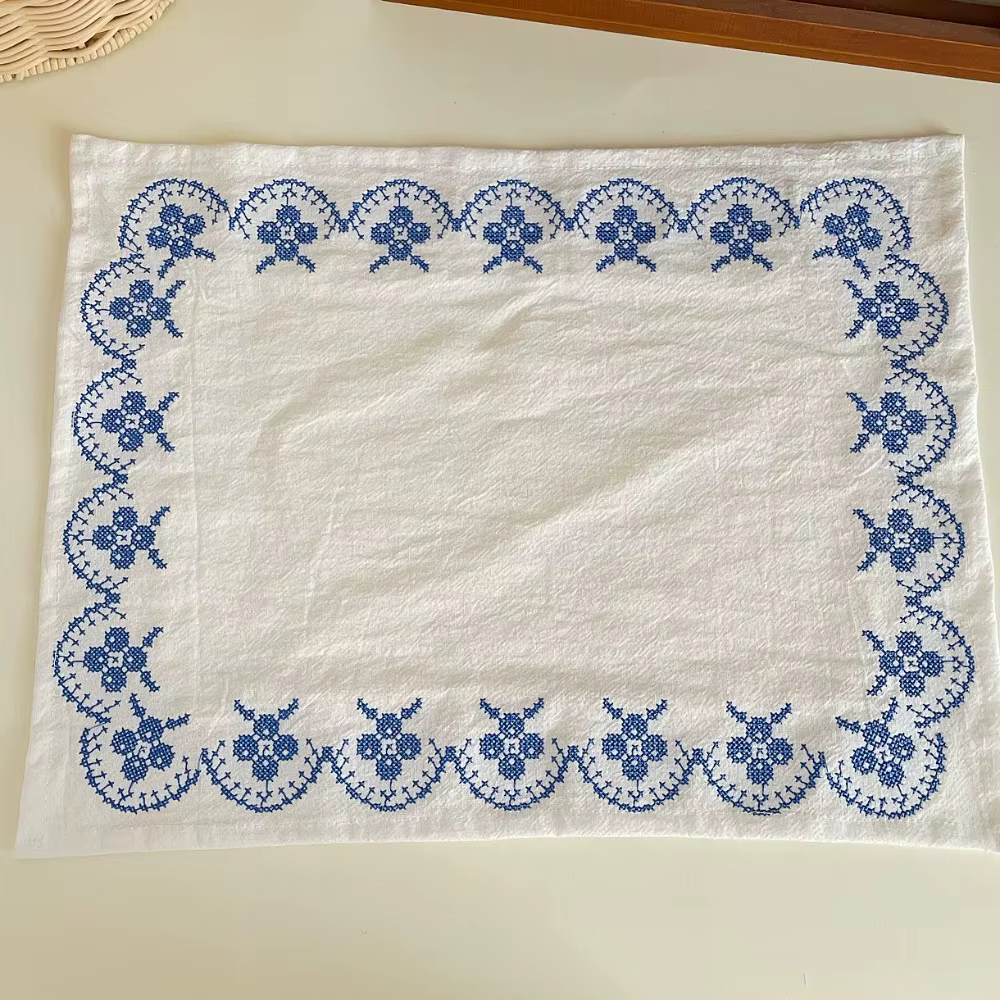 Napperons en pur coton rétro broderie tapis de repas 29*37 cm carré