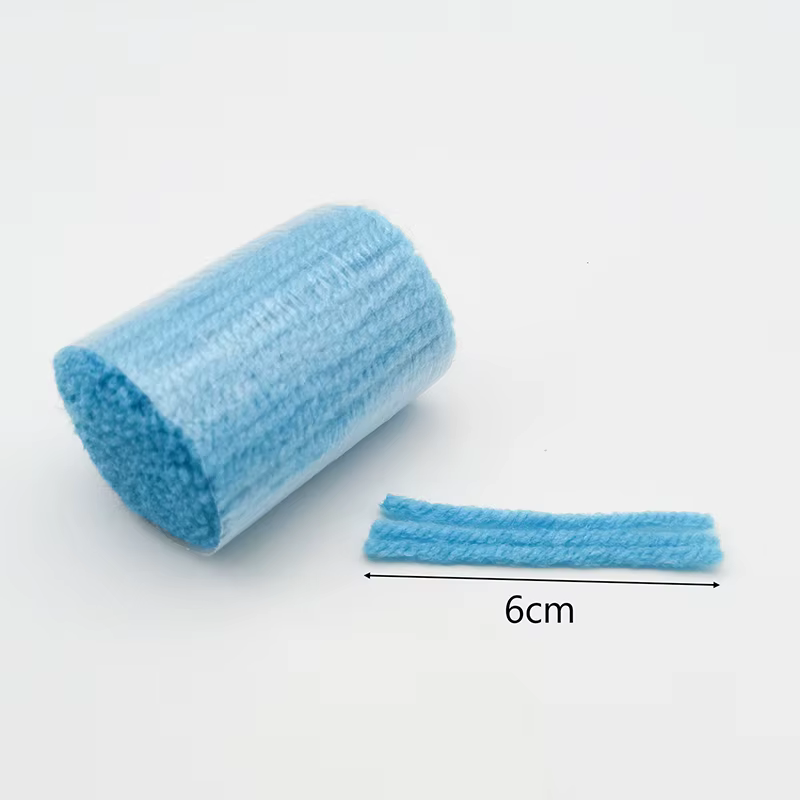 Loquet de fils de laine noués pour tapisserie