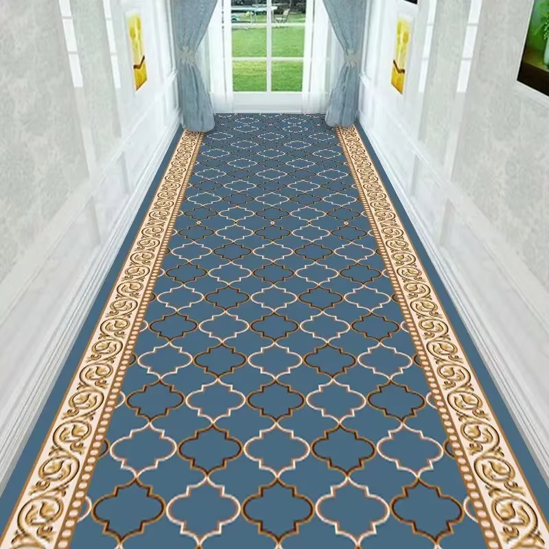 Tapis de couloir long européen