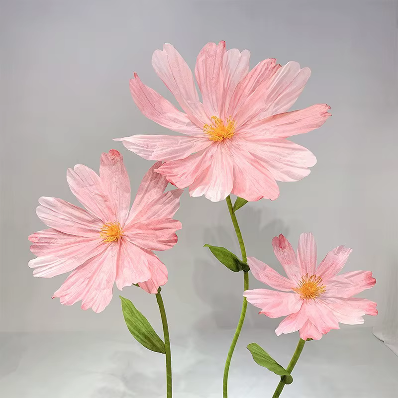 Fleurs artificielles géantes en papier