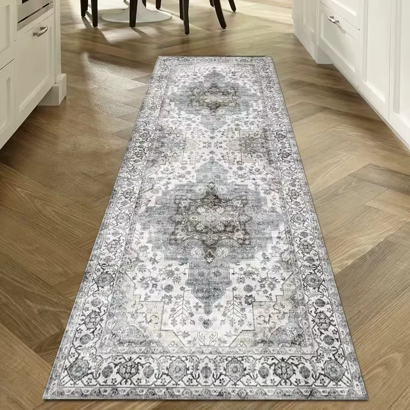 Tapis ethnique vintage VIKAMA - Antidérapant et durable