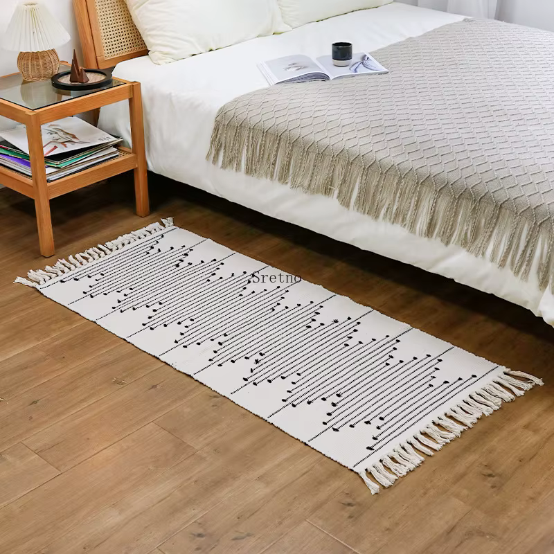 Sretno – tapis nordique tissé en coton et lin