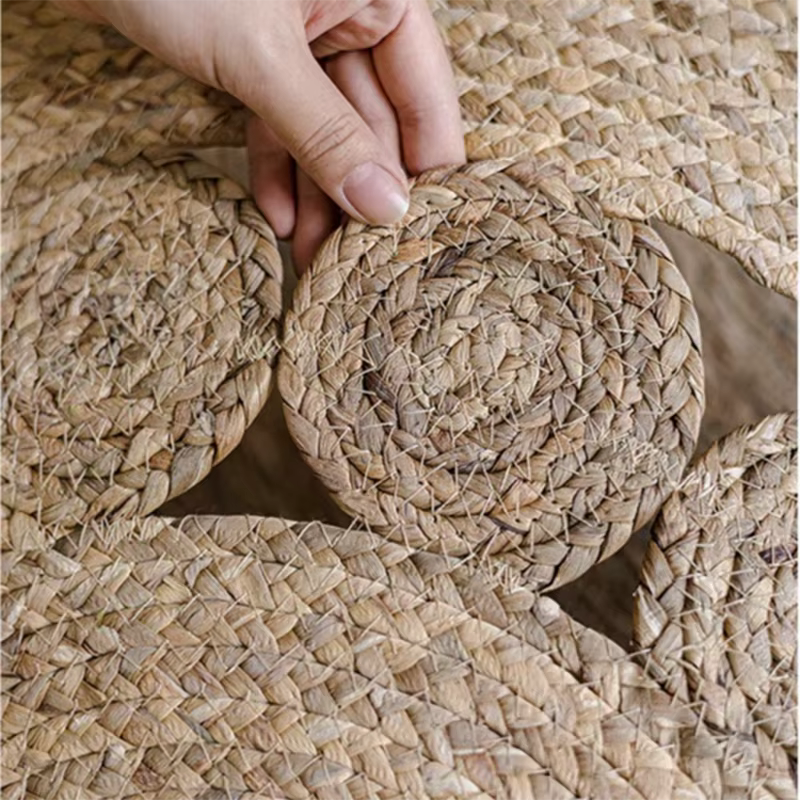 Tapis Rond Tissé en Polymère et Rotin Naturel