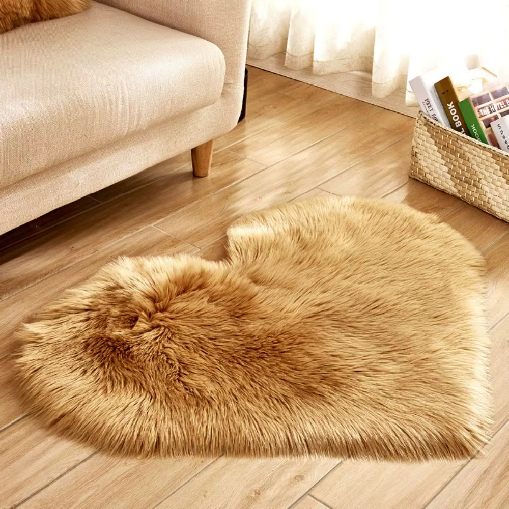 Tapis Shaggy en forme de cœur en fausse laine lavable