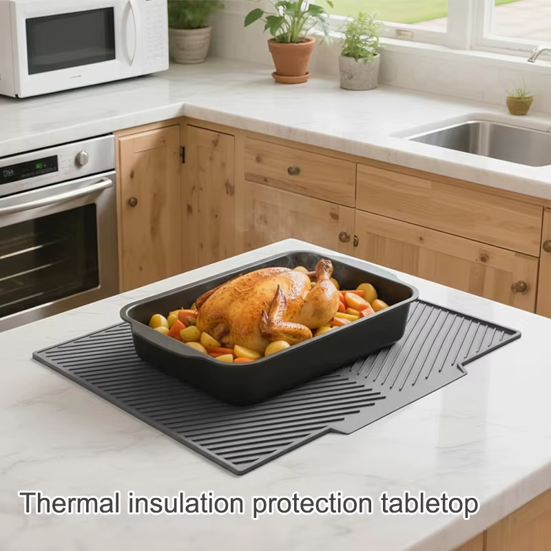 Tapis de séchage de vaisselle en silicone avec rebord de drainage intégré