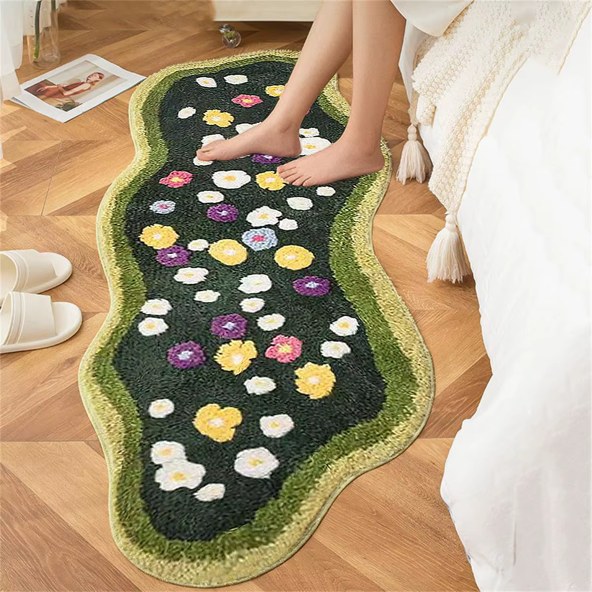 Tapis de forme irrégulière pour chambre à coucher