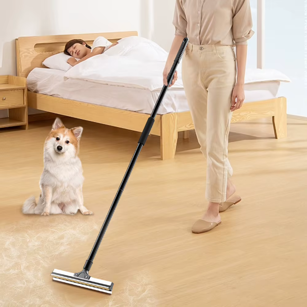 Râteau à tapis pour enlever les poils d'animaux