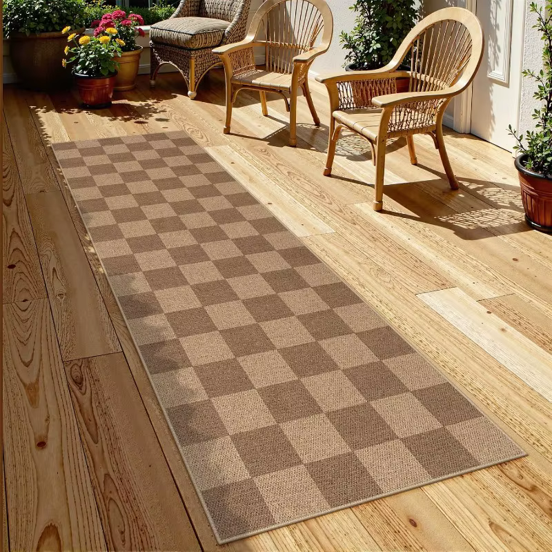 Tapis de couloir à carreaux