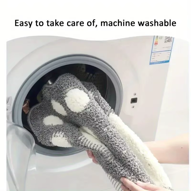 Tapis de bain à gros pieds avec empreintes mignonnes