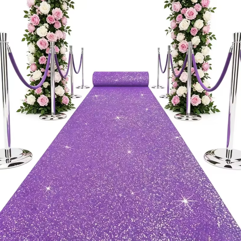 Tapis pailleté violet, idéal pour les mariages en extérieur ou en intérieur