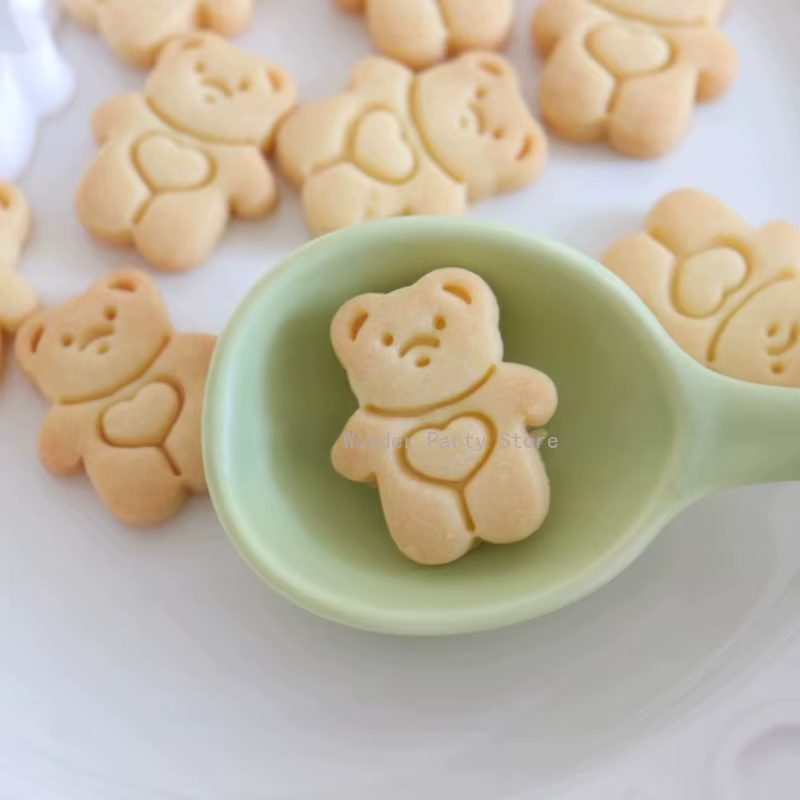Coupe-biscuits et gaufreur de Fondant en forme d'ours en forme de cœur, moule de découpe de biscuits en forme d'animal mignon 3D, fournitures de cuisson de gâteaux à faire soi-même