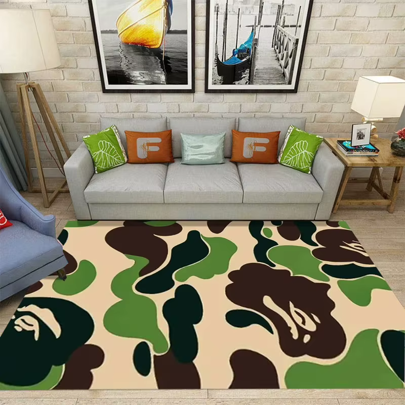 Grand tapis de salon à motif camouflage tendance, base jaune avec éléments marron et orange, tapis antidérapant pour la décoration de la maison
