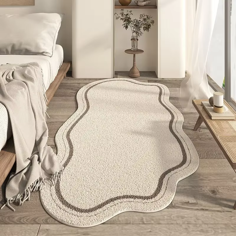 Tapis irrégulier style crème