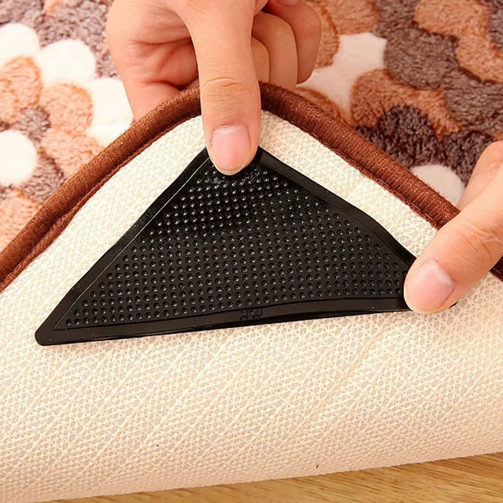 8 coussinets antidérapants pour coins de tapis