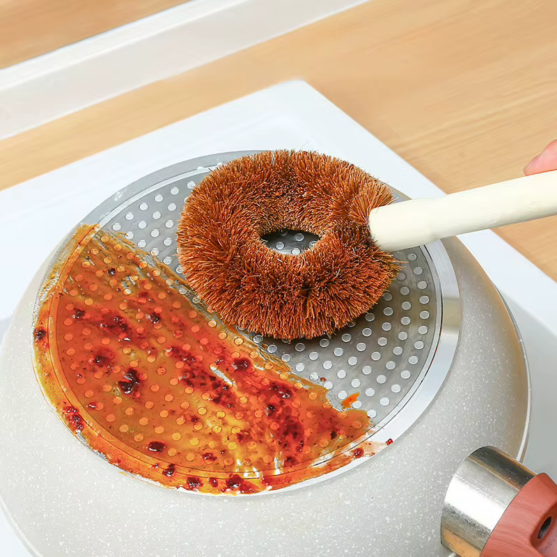 Ensemble de brosses pour casseroles en Fiber de noix de coco, 2 pièces, avec manche Long et poignée en bois, ustensiles de cuisine doux, huile antiadhésive, épurateur de casseroles de cuisine Durable