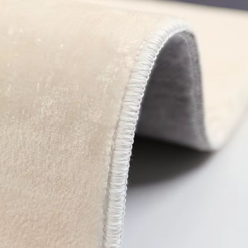 Tapis de luxe léger pour chambre à coucher