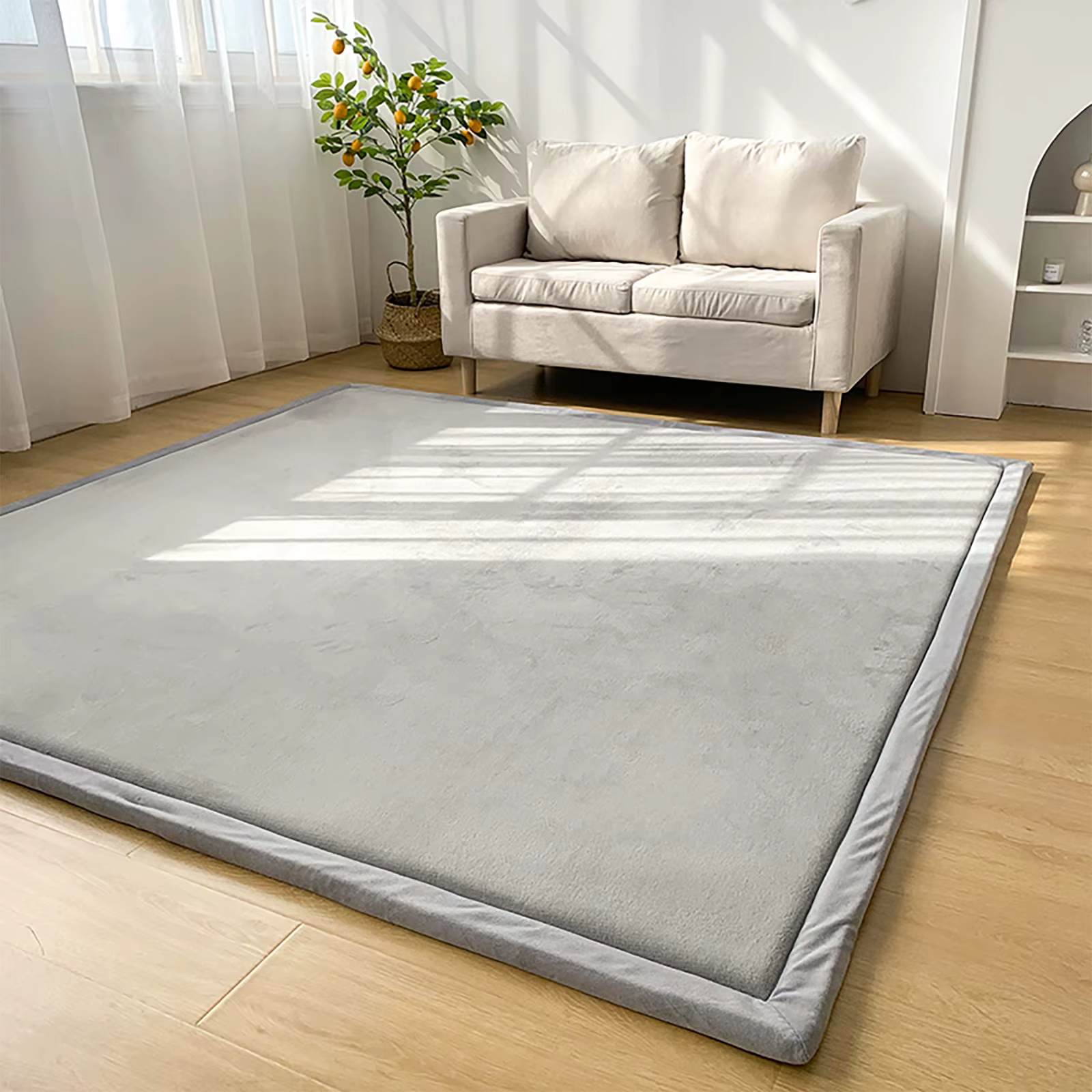 Tapis épais gris pour salon
