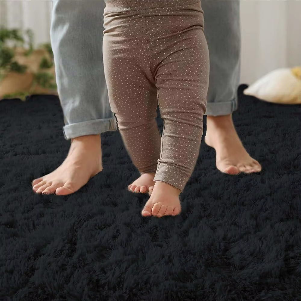 VIKAMA Petit tapis noir