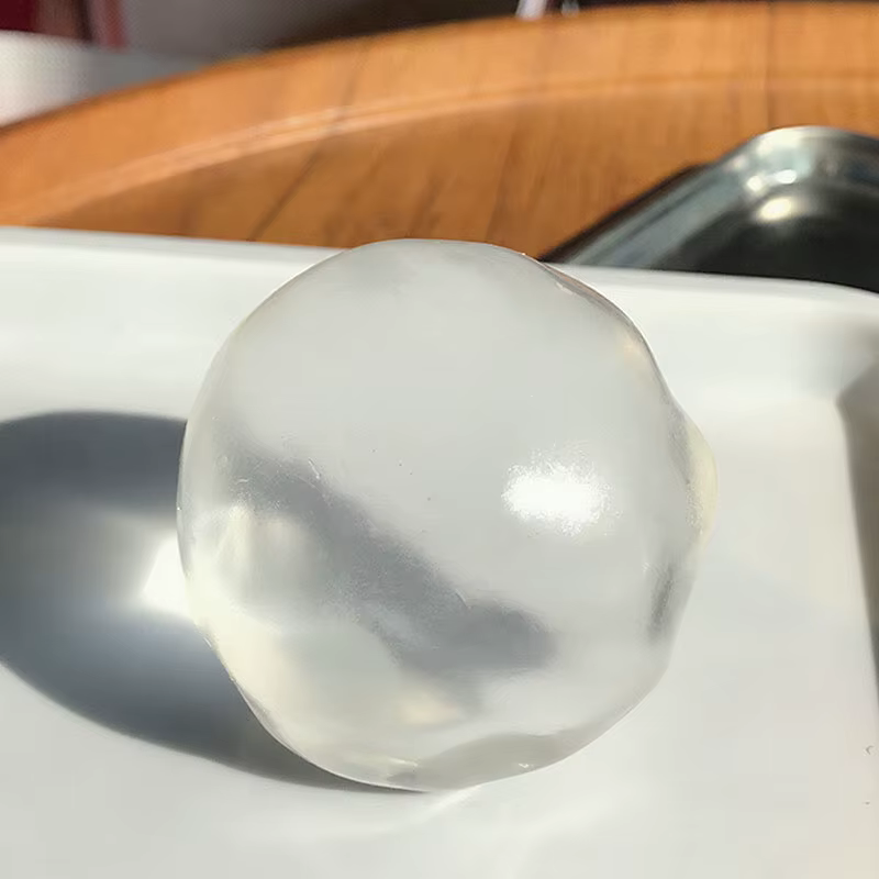 Balle de décompression douce en huile de coco, à rebond lent, pour la décompression, décorations à pincer en forme de boule de coco, simulant le pétrissage de Masha et de Maltézie
