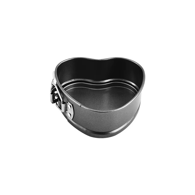Moule à gâteau antiadhésif en forme de cœur, en acier au carbone, pour la maison, avec boucle inférieure vivante, outil de cuisson, 1 pièce
