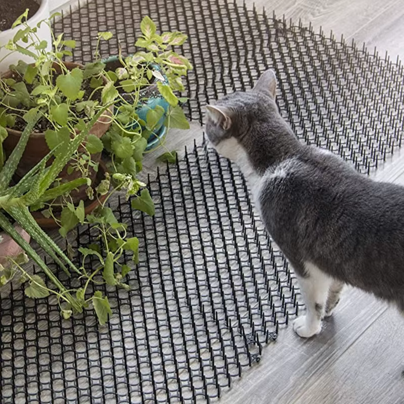 Tapis de jardin répulsif pour chats et chiens