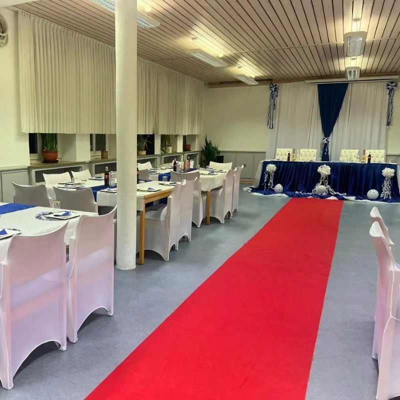 Tapis rouge jetable, idéal pour les mariages