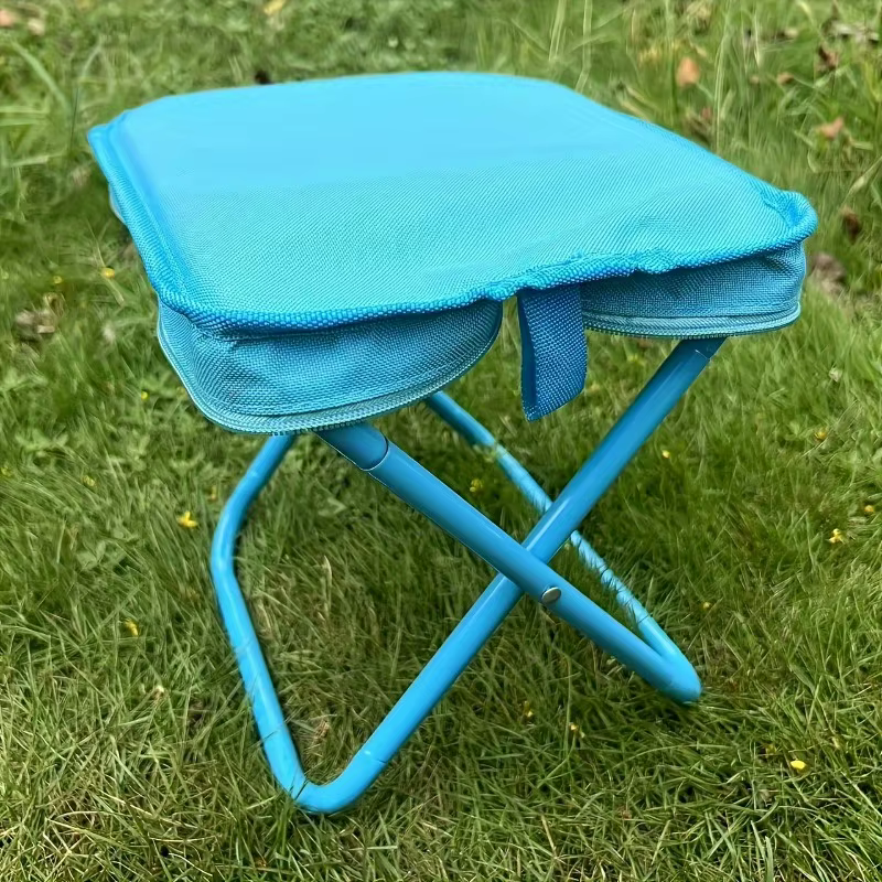 Ouggoor Tabouret pliant portable avec poignée et fermeture éclair, tabouret de camping et de pêche en plein air pour un transport et un rangement faciles