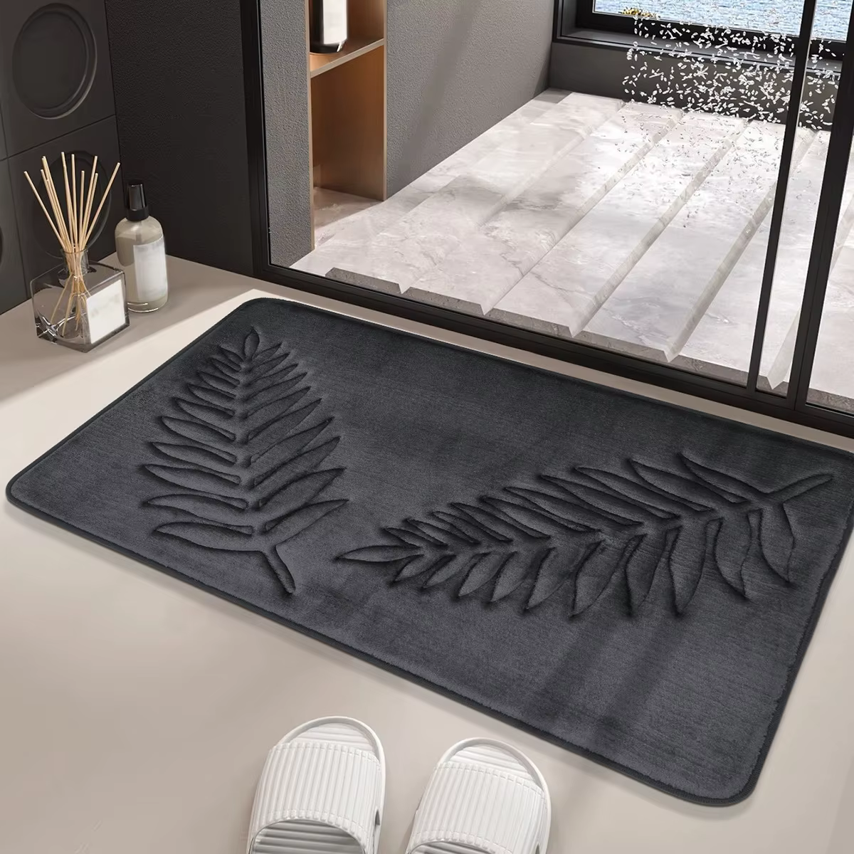 Tapis de salle de bain absorbant et antidérapant