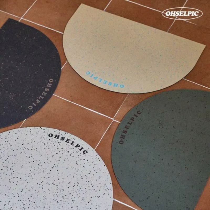 Tapis de salle de bain semi-circulaire de style nordique moderne