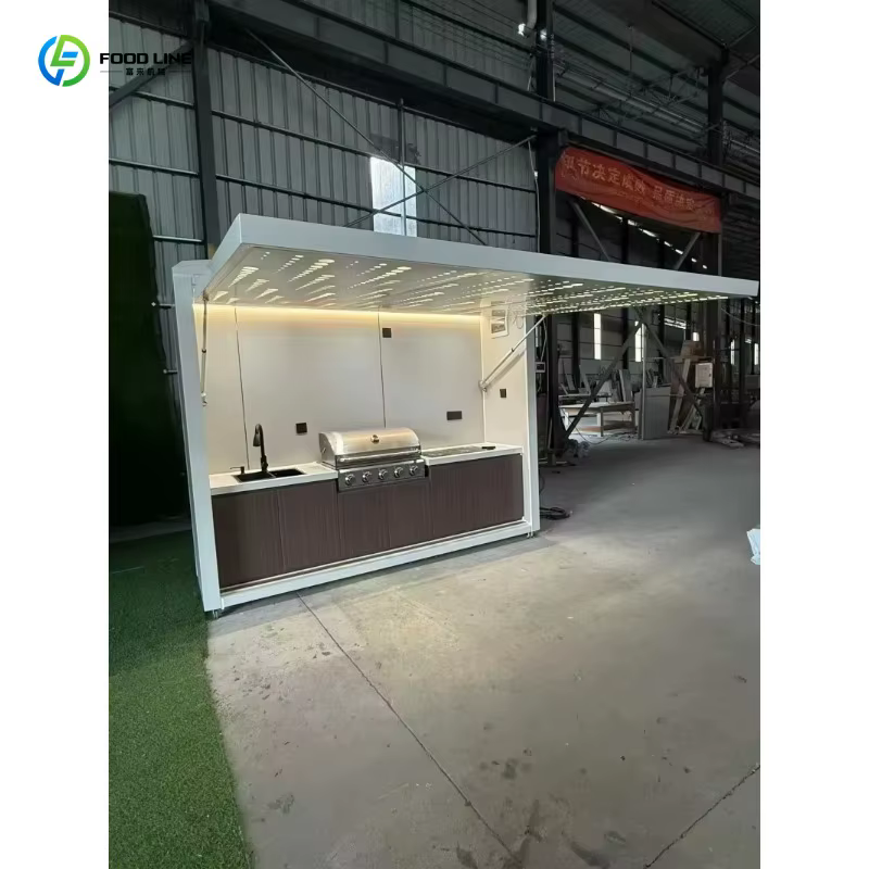 Les unités de cuisine extérieures entièrement en aluminium personnalisées offrent une grande durabilité et une excellente résistance à la corrosion.