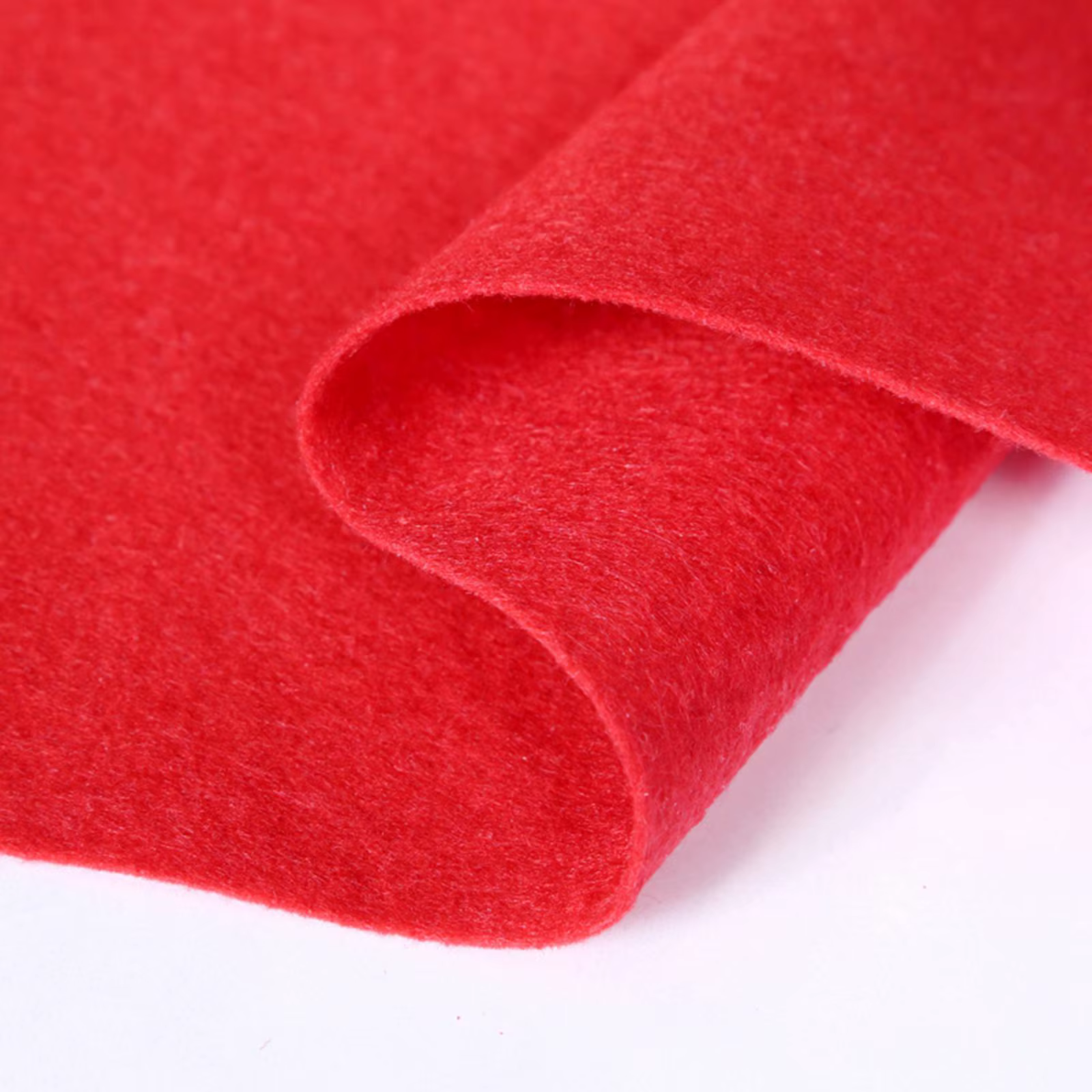 Tapis rouge allée coureur