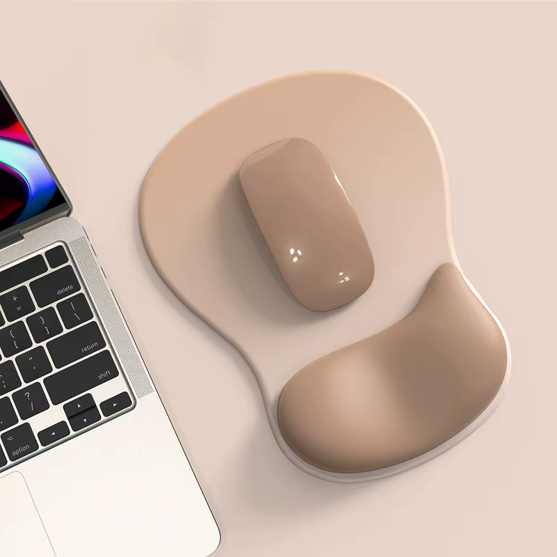 Tapis de souris confortable avec repose-poignet en gel, tapis de souris ergonomique pour soulager la douleur, surface de soutien du poignet lisse et base en PU antidérapante