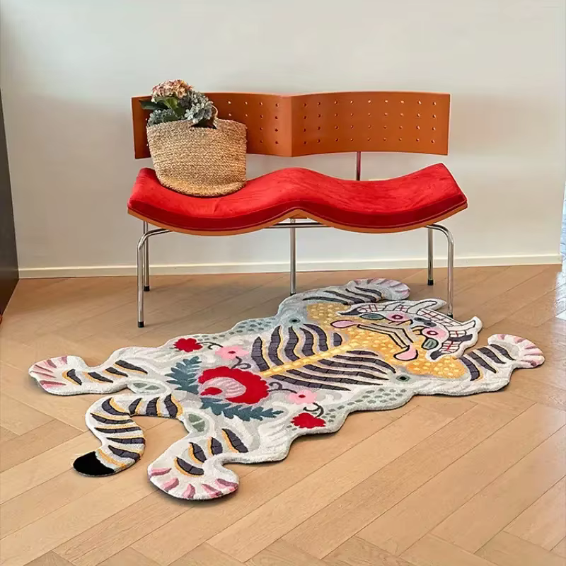 Tapis en forme de tigre VIKAMA