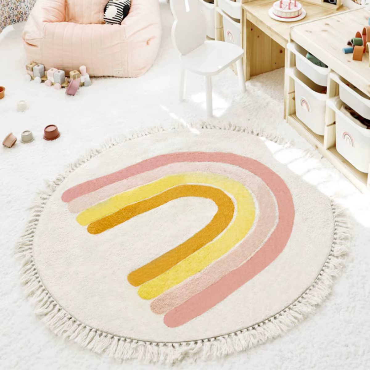 Tapis rond en polymère avec pompon pour chambre à coucher