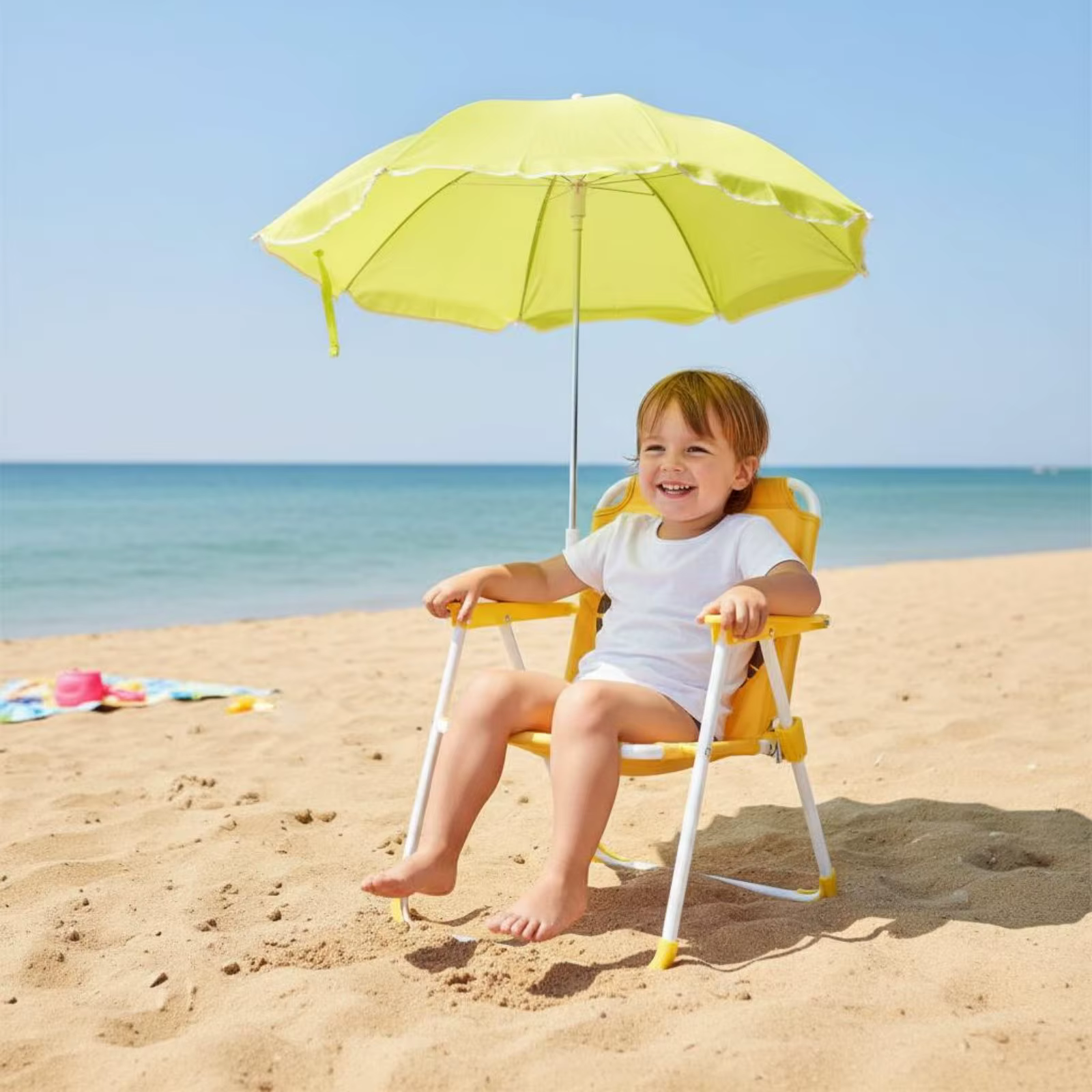 Chaise portable pour enfants avec pare-soleil, chaise de plage pliable pour enfants avec parasol, cadre en métal léger et robuste pour la terrasse