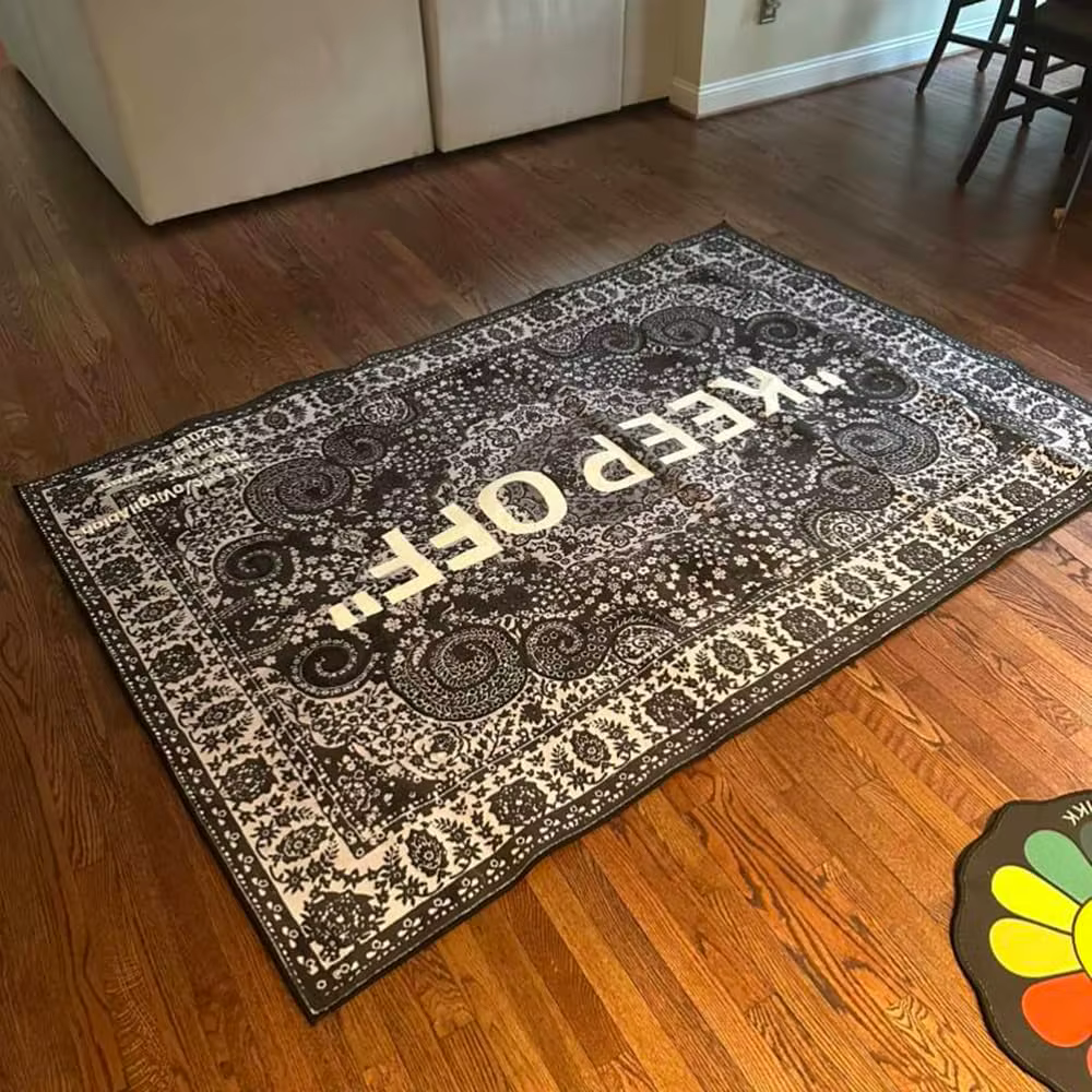 Tapis Paisley inspiré de Virgil Abloh « KEEP OFF » à motif noir et blanc
